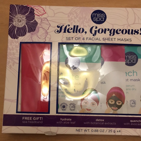 New Set of 4 Facial Sheet Masks with Free Spa Headband Gift Boxed 6 available - Picture 2 of 5